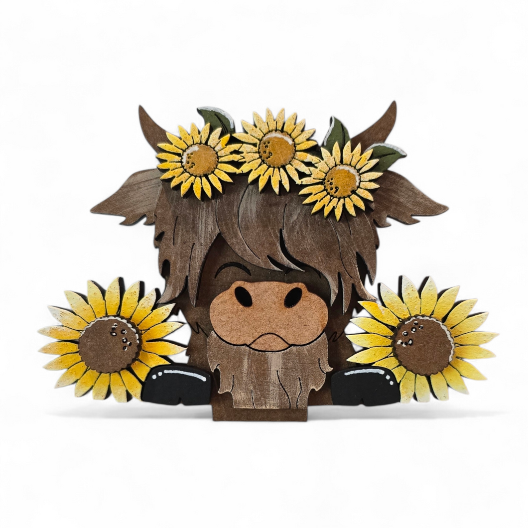 Highland Cow with Sunflower Crown Insert